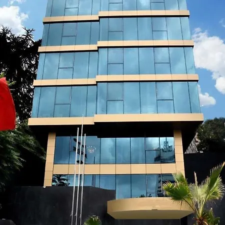Hotel Loews Sky Residence *